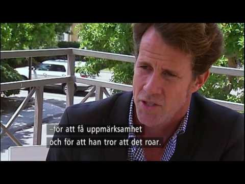 Han förklarar Trump med "skitstövel"-teori - Nyheterna (TV4)