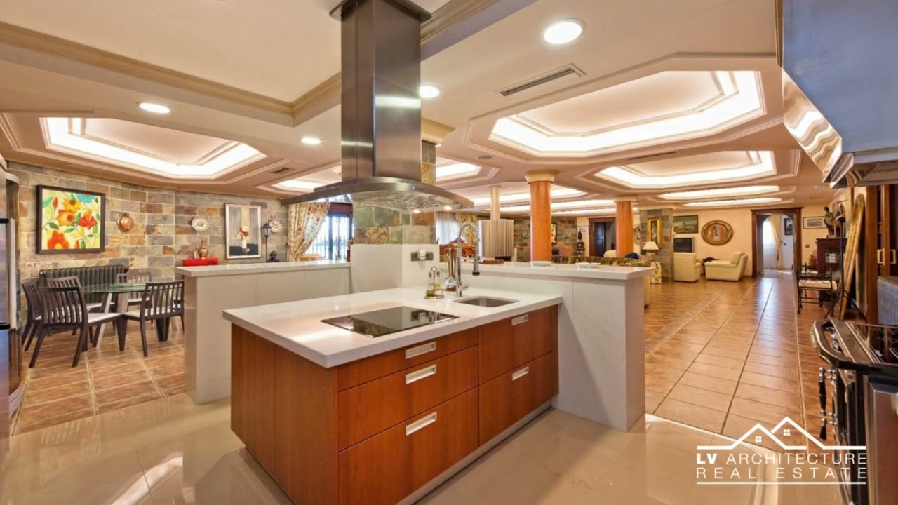 Villa for sale in La Cala de Mijas - 04183