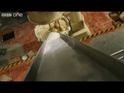 Top Bun - Wallace and Gromit Christmas Special: A Matter of Loaf and Death - BBC