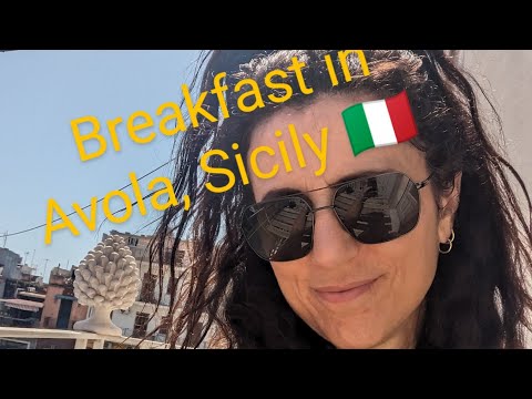 Enjoying a traditional sweet breakfast in AVOLA, SICILY 🇮🇹🥐