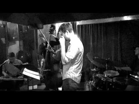 Raphael McGregor Quartet, live at Barbés: Hesitation Blues