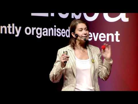 TEDxLisboa - Clara Fernandes - "Atitude sorrir: a verdadeira criatividade!"