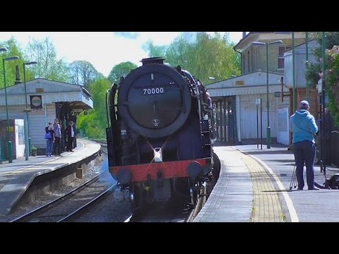 70000 Britannia Passes Romsey Working 562G Swanage to Stewarts Lane T&R.S.M.D