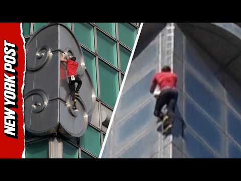 Rock Climber Alex Honnold Reaches Top Of Taipei 101 Skyscraper Without Ropes
