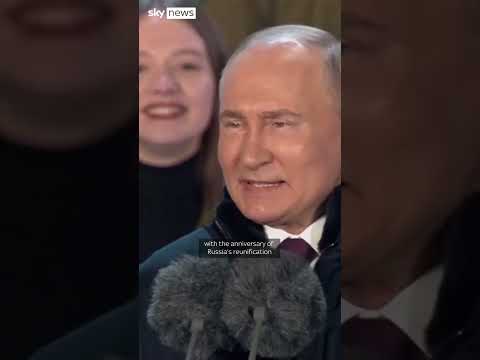 Crowds cheer Vladimir Putin in Moscow