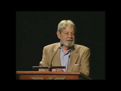 Legendary Author Shelby Foote Gives Graduation Speech in 1999 (Part 1)