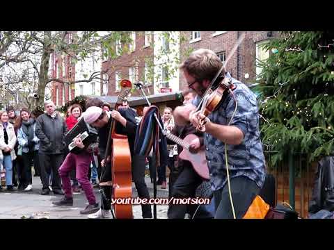 Hyde Family Jam - Baby One More Time (Cover) Live @ the Streets of York
