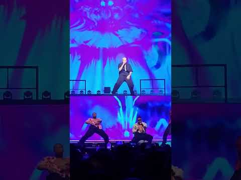 Chris Brown ft Wizkid - Call Me Everyday LiVE performance! (Amsterdam 2023) HQ