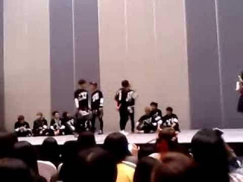 140216 [FANCAM] Exzone performing Miniskirt by AOA