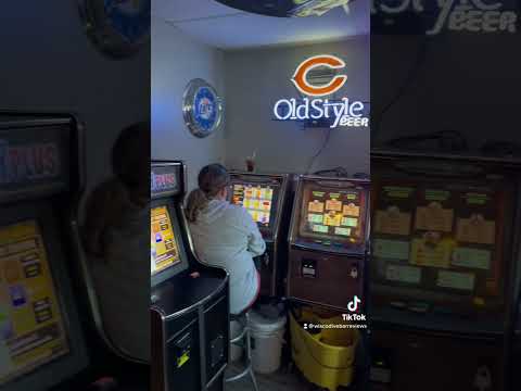 Holly's Bar and Grill Video Review