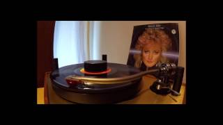 Bonnie Tyler - It&#39;s a Jungle Out There