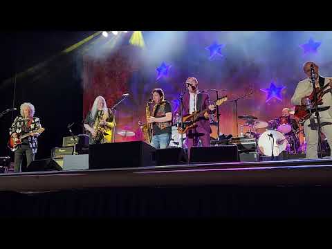 "Cut the Cake" - Hamish Stuart with the All Starr Band