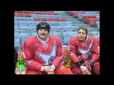 Президент РБ и РФ сыграли в хоккей в одной команде.