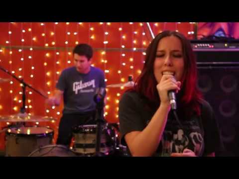 Weird Music Studios | Live | TRVSS - Reset My Head