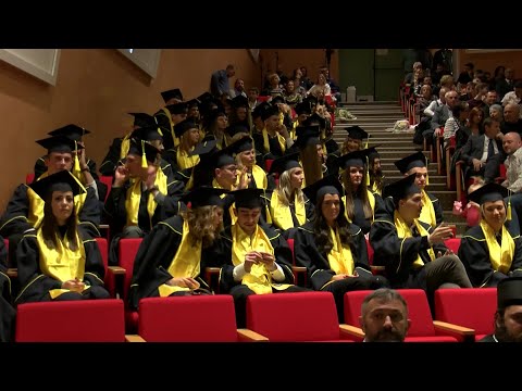 Prvi stomatolozi sa osječkom diplomom