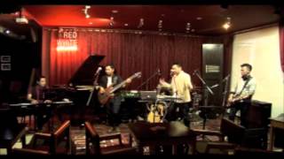 Suave - The Escapism @ Red White Jazz Lounge