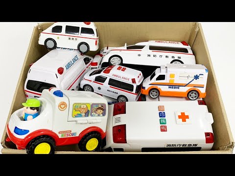 走る走る、救急車ミニカー坂道走る。緊急走行！Running, running, ambulance miniature car hill running. emergency driving!