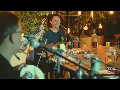 Flor de Liz/Sem segredo/Amor dos deuses/Água de chuva no mar/A batucada dos nossos tantãs/ inigualá.