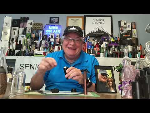 NEW PRODUCT COMPARISON PUFFCO PIVOT & YOCAN BLACK POCKET WHICH IS BETTER YOU BE THE JUDGE BOTH GREAT