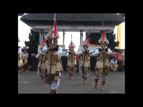 Tari Baris Gede @Besakih 22 April 2017