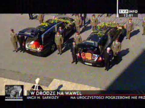 18 04 2010   Poland in mourning   Way to Wawel   
