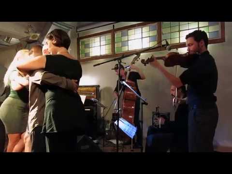 Los Monitos   Humiliacion   R  Biagi