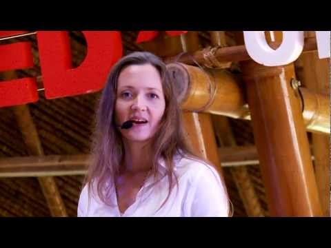 Lessons from a hospice nurse: Alia Indrawan at TEDxUbud