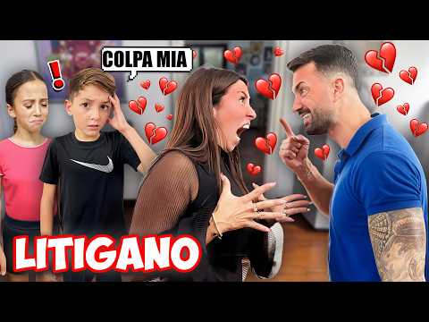 LITIGANO! MAMMAGIULIA LITIGA CON PAPAANTONIO E LUI SE NE VA DI CASA, E DIMENTICA A CASA L'ALBUM!