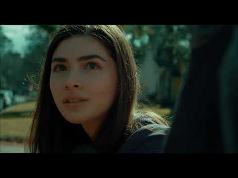 Лєна та біле левеня