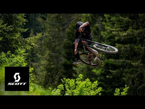 In Reach w/ Nico Vink, KJ, Needles, Vinny T, Antoine Buffart & Alex Volokhov