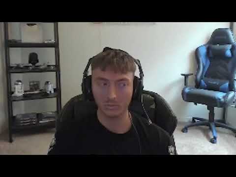 YoungDirk CALLED OUT Glizz For Talking Crazy 👀