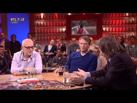 VI 18-04-11 - Gijp vraagt zich af waar Atouba is & Wilfred Genee raakt afgeleid van snor van Johan