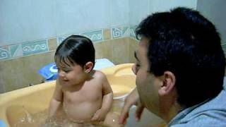 Con fiebre alta en el agua