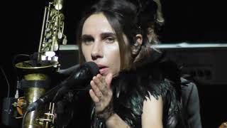 PJ Harvey, live , 10 August 2017, Vienna, Part 1, Chain of Keys + The Ministry of Defence