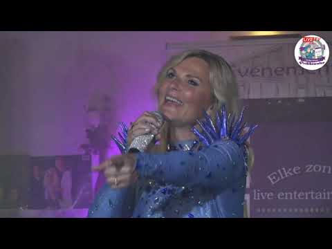 Barbara 'live' als de Helene Fischer Tribute.