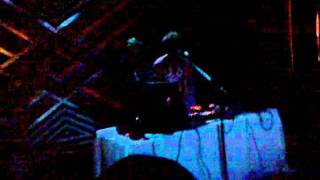 &quot;Lucky 1&quot; live Avey Tare