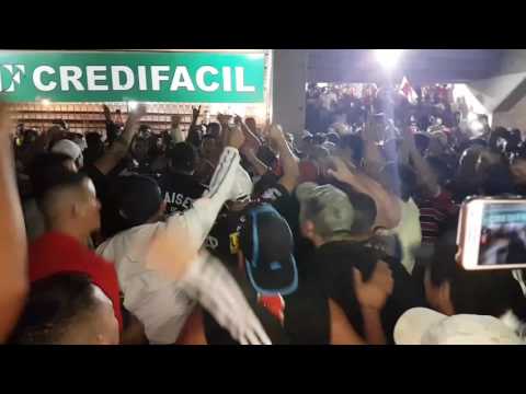 "Tema nuevo de la famosa banda:A san martin vos no venisðŸ–¤â™¥ðŸ–¤Que pasa con la copa victoria-2017" Barra: La Famosa Banda de San Martin • Club: Chacarita Juniors