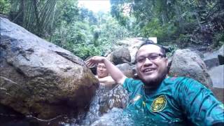 preview picture of video 'At Sungai Gabai Waterfall'
