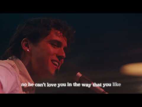 Official Music Video | Charlie Gillespie | In the Air