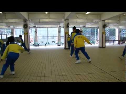 PE CLASS - LEARNING HOW TO PASS THE BATON