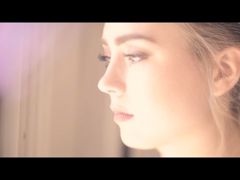 download lagu mp3 mp4 Diamond Bessie, download lagu Diamond Bessie gratis, unduh video klip Download Diamond Bessie Mp3 dan Mp4 Full Gratis