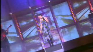 Nuria Fergó  No me importa nada