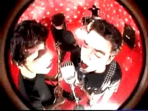 download lagu mp3 mp4 Barracuda Fonzie, download lagu Barracuda Fonzie gratis, unduh video klip Barracuda Fonzie