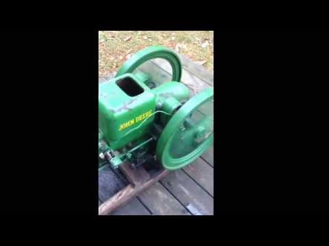 First Start 20 years John Deere Barn Find Hit and Miss Engine
