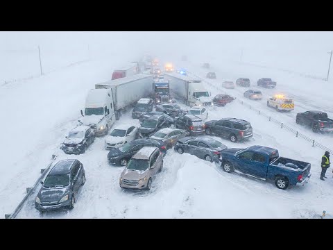 Blizzard Chaos in Calgary, Canada! Multi-Vehicle Pileup Shuts Down Highway 2