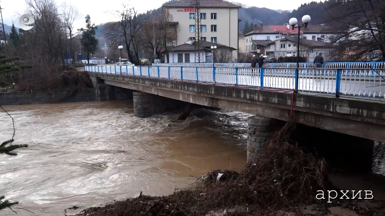 И в Рудоземско има нови щети от дъждовете, а старите още не са отстранени