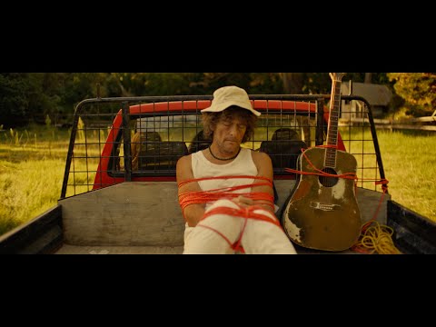 Voom - Trouble (Official Music Video)