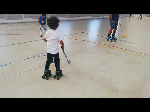 Aprendendo a patinar - Traviesas Hockey club