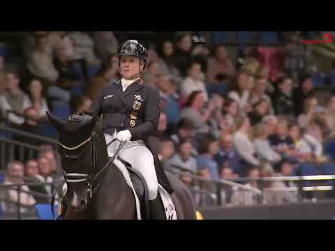 Preis der Firma Stihl / Isabell Werth! - Superb