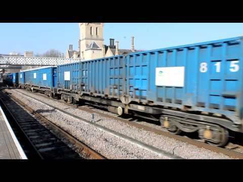 Freightliner class 66953 with a binliner KFA train